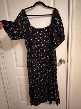 Old Navy Black Midi Dress with Puff Sleeves and Floral Print